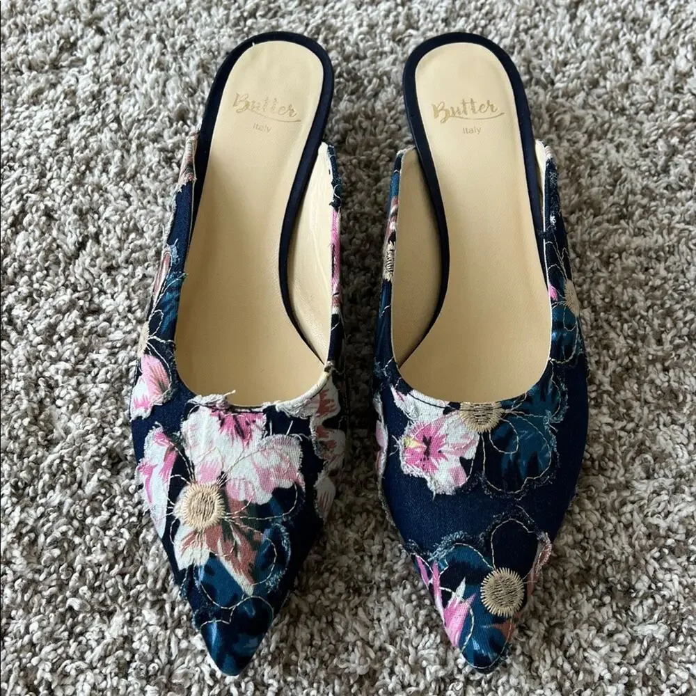 NIB Butter Italy Women's Berta Embroidered Floral Pump Heels